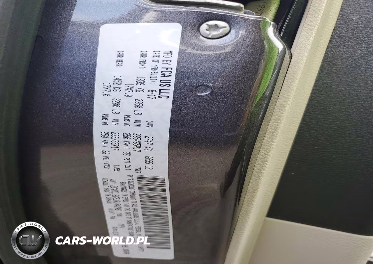 2018 Chrysler Pacifica Touring L VIN:2C4RC1BG5JR104246 - 13