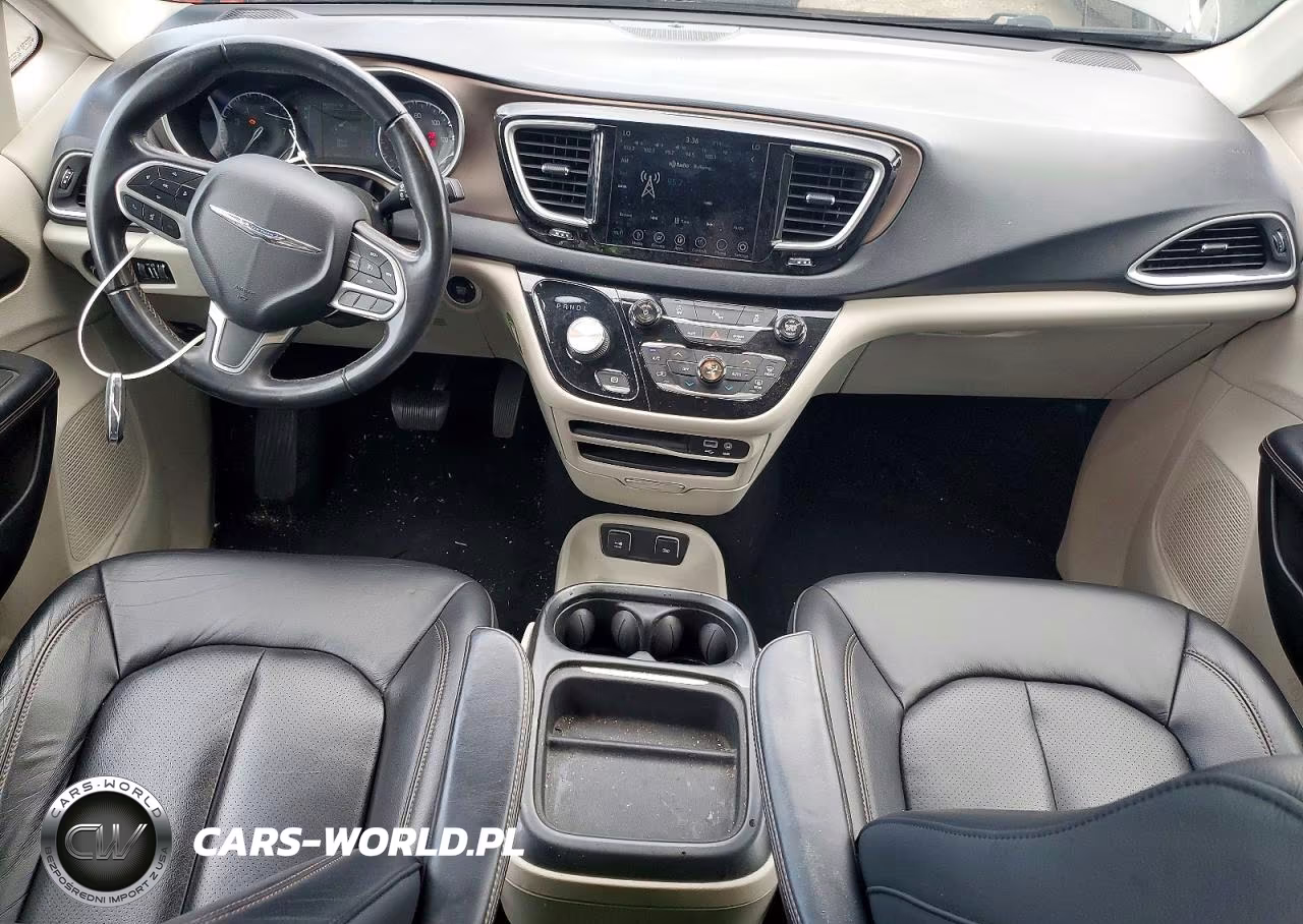 2018 Chrysler Pacifica Touring L VIN:2C4RC1BG5JR104246 - 8