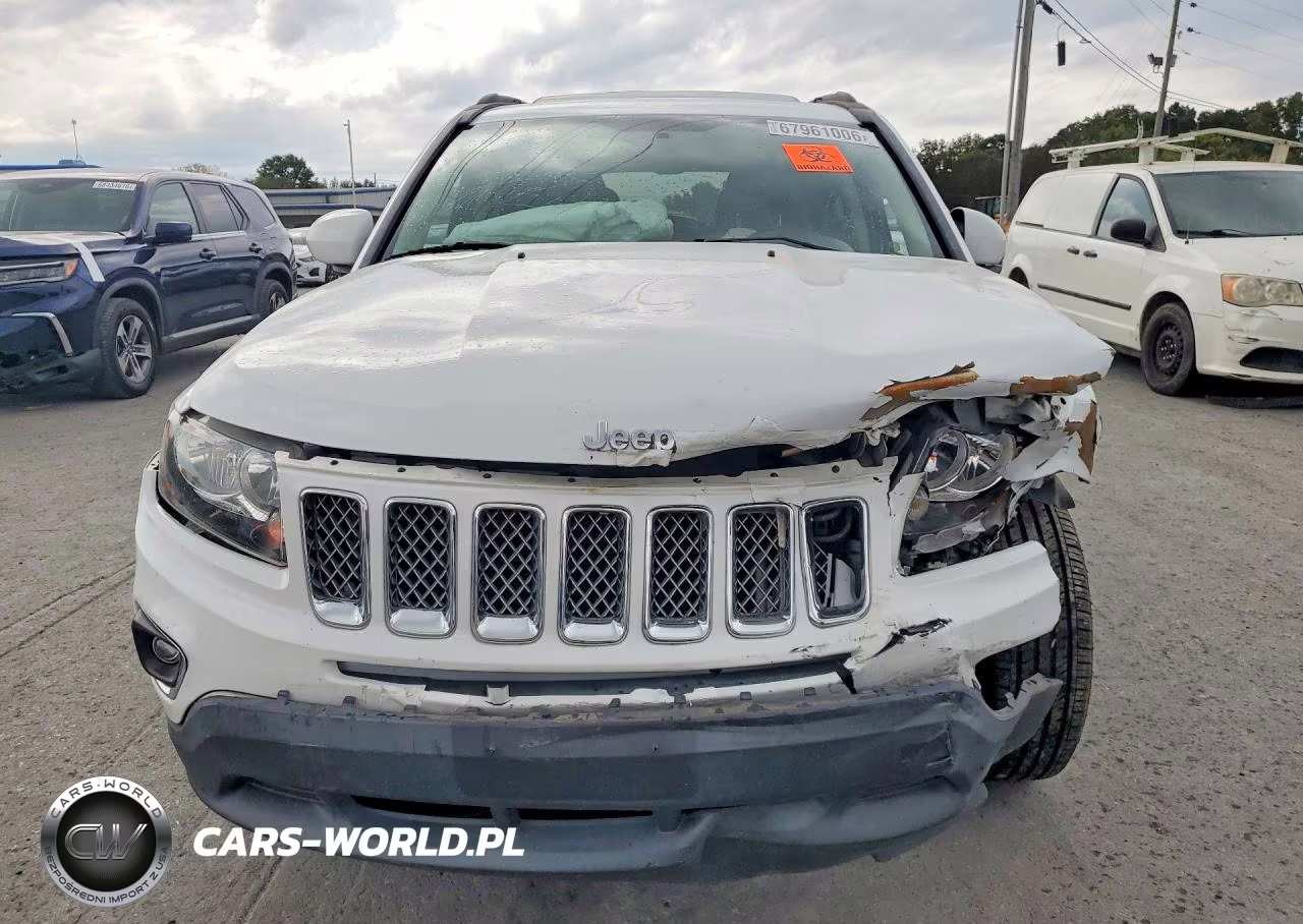 2015 Jeep Compass Latitude VIN:1C4NJCEA0FD122171 - 5