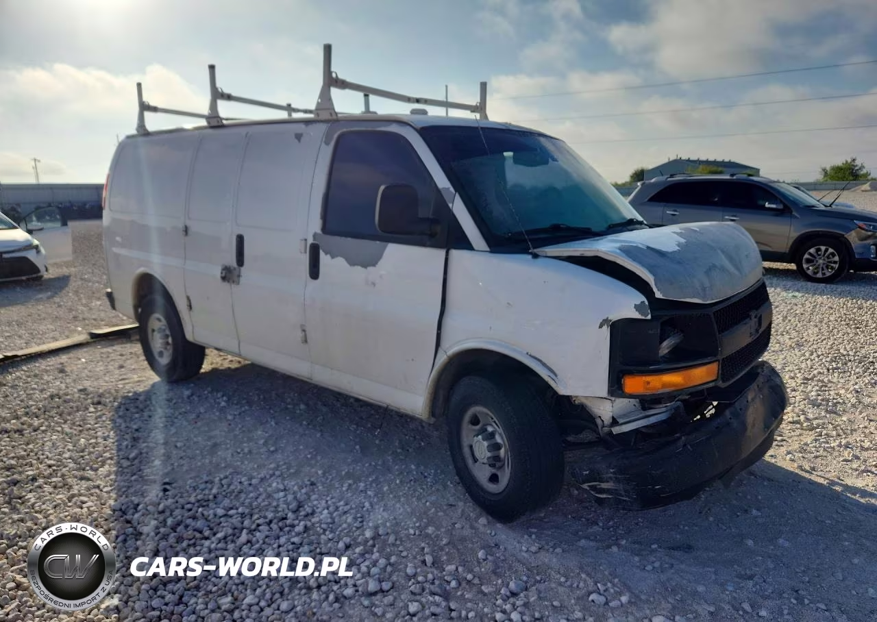2012 Chevrolet Express G2500 VIN:1GCWGFCA7C1143989 - 4