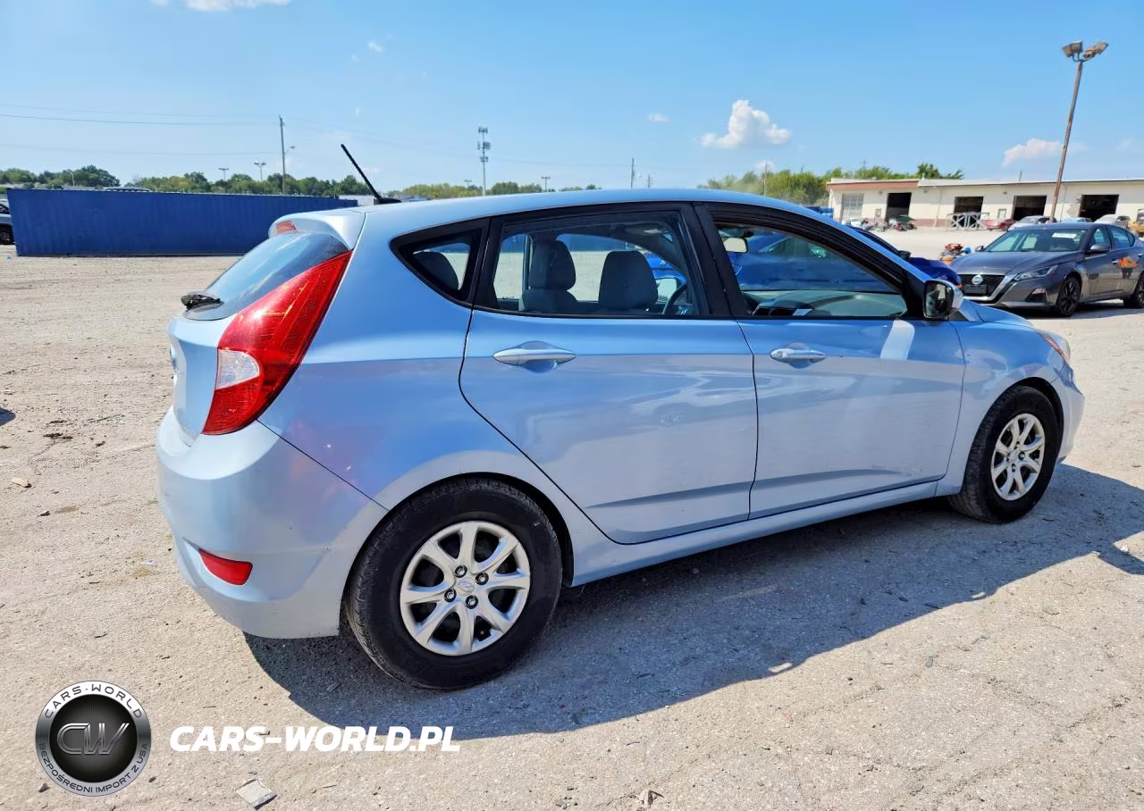 2014 Hyundai Accent Gs VIN:KMHCT5AE3EU167217 - 3