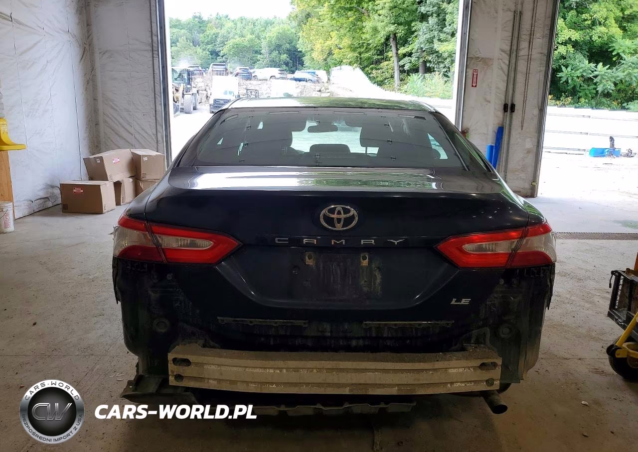 2018 Toyota Camry Le VIN:4T1B11HK5JU656251 - 6