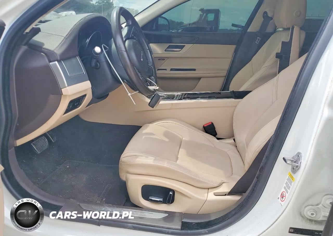 2019 Jaguar Xf Premium VIN:SAJBJ4GX0KCY76621 - 7