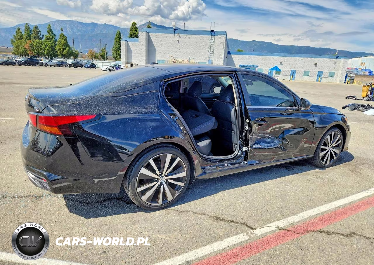 2020 Nissan Altima Sr VIN:1N4BL4CV2LC236687 - 3