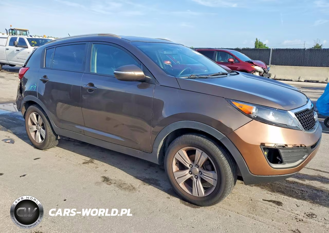 2011 Kia Sportage Lx VIN:KNDPB3A25B7031863 - 4