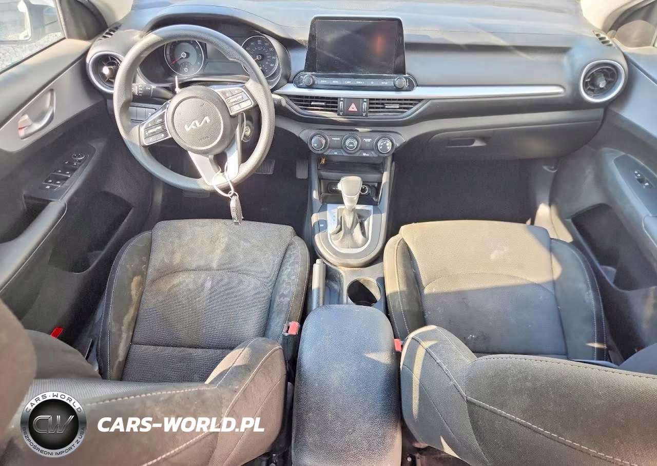 2023 Kia Forte Lxs VIN:3KPF24AD6PE572561 - 8