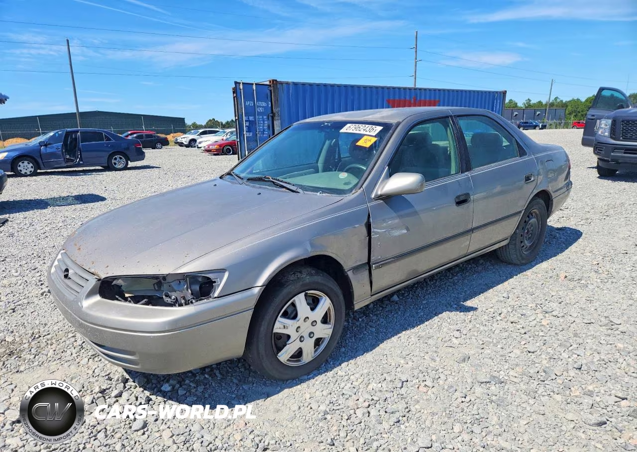 1998 Toyota Camry Le V6 – zdjęcie 1 z 12