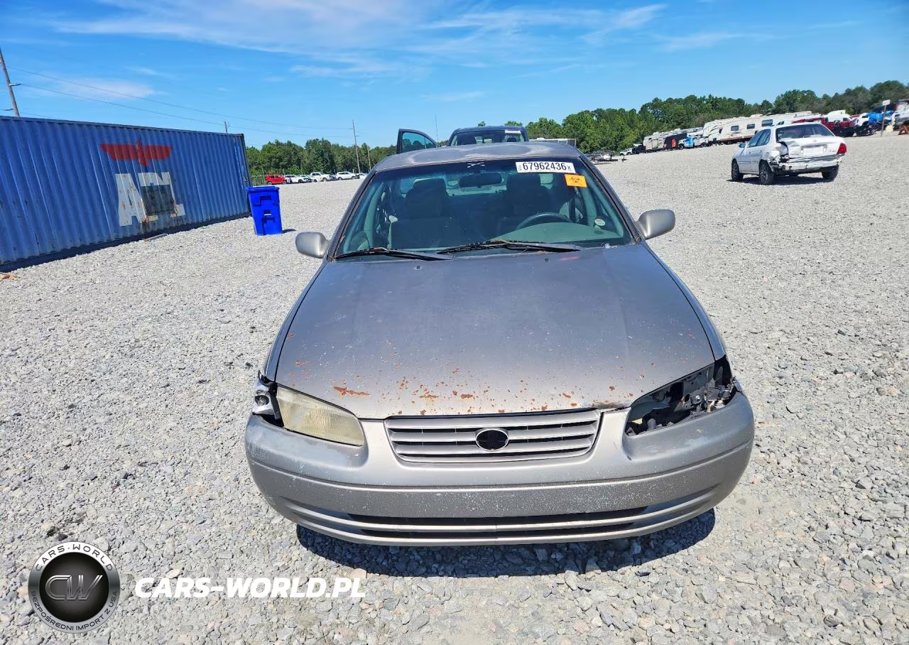 1998 Toyota Camry Le V6 VIN:4T1BF22K1WU067415 - 5