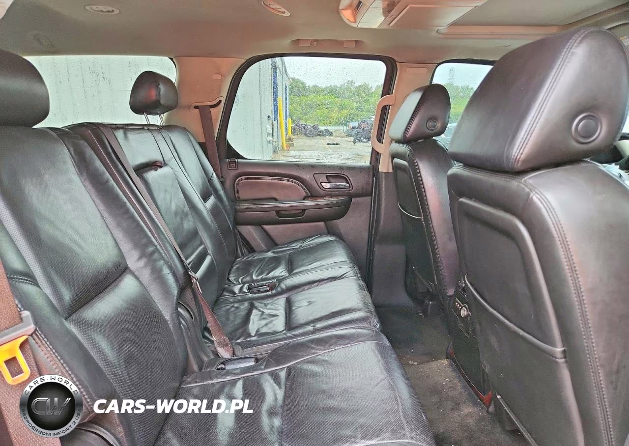 2008 Cadillac Escalade Luxury VIN:1GYFK63858R182692 - 11