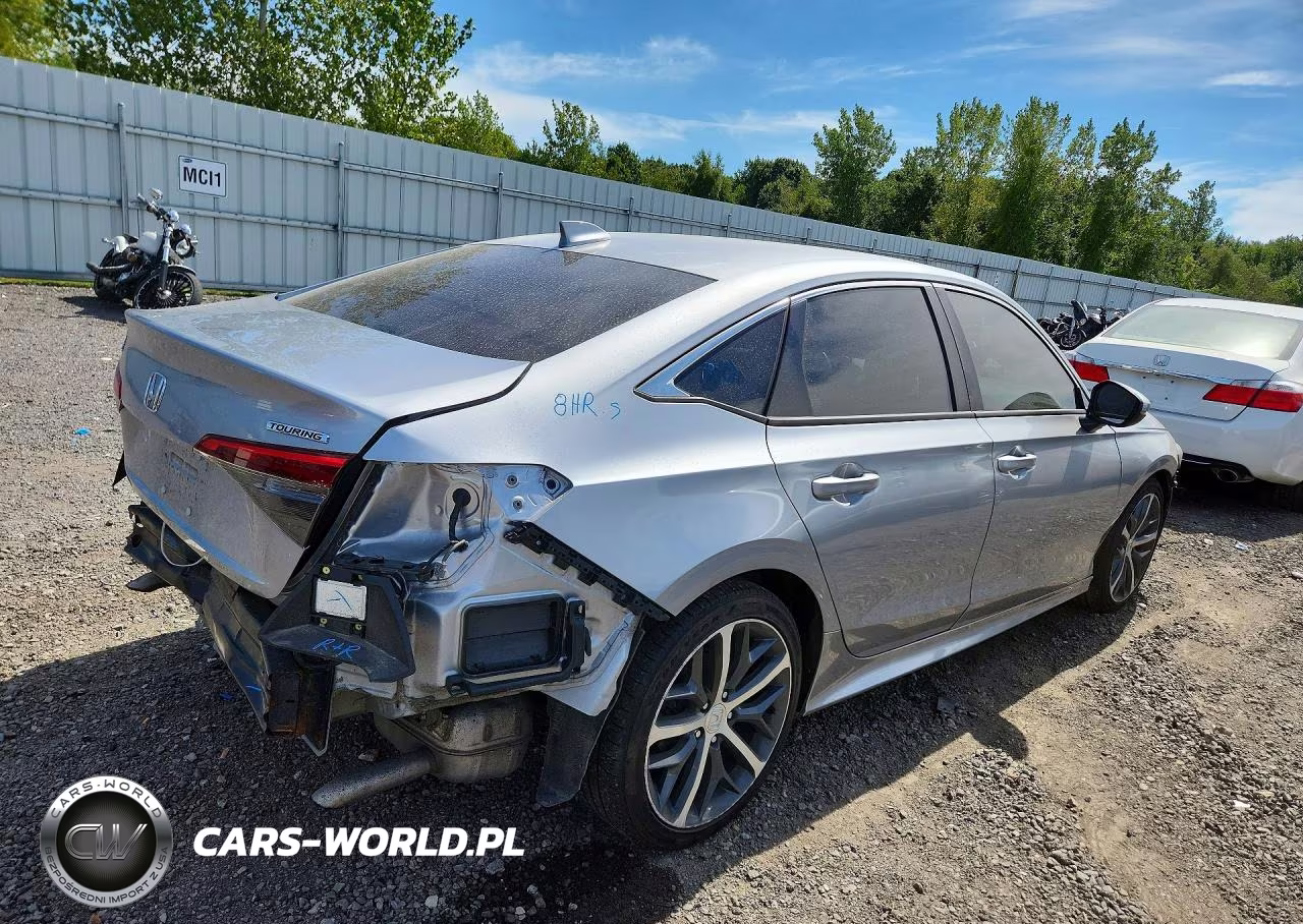 2023 Honda Civic Touring VIN:2HGFE1F91PH313931 - 3