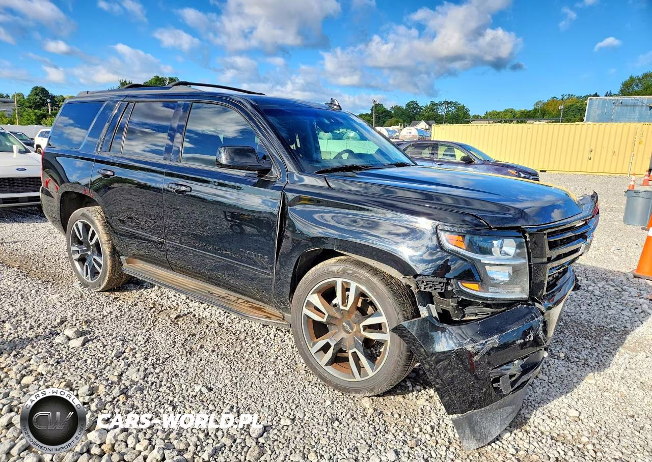 2019 Chevrolet Tahoe K1500 Premier VIN:1GNSKCKJ7KR138733 - 4