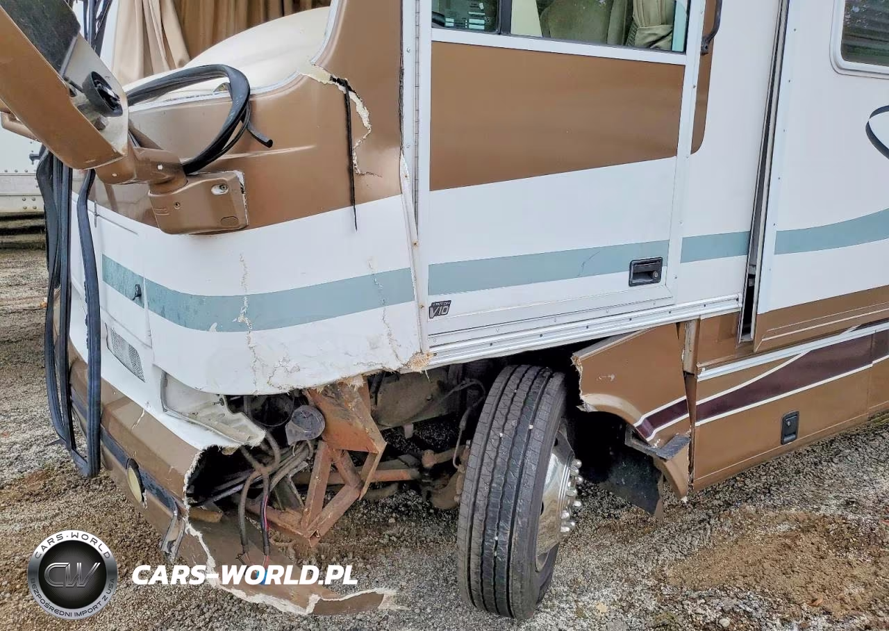 1999 Wtruder Rv VIN:3FCNF53S5XJA28772 - 9