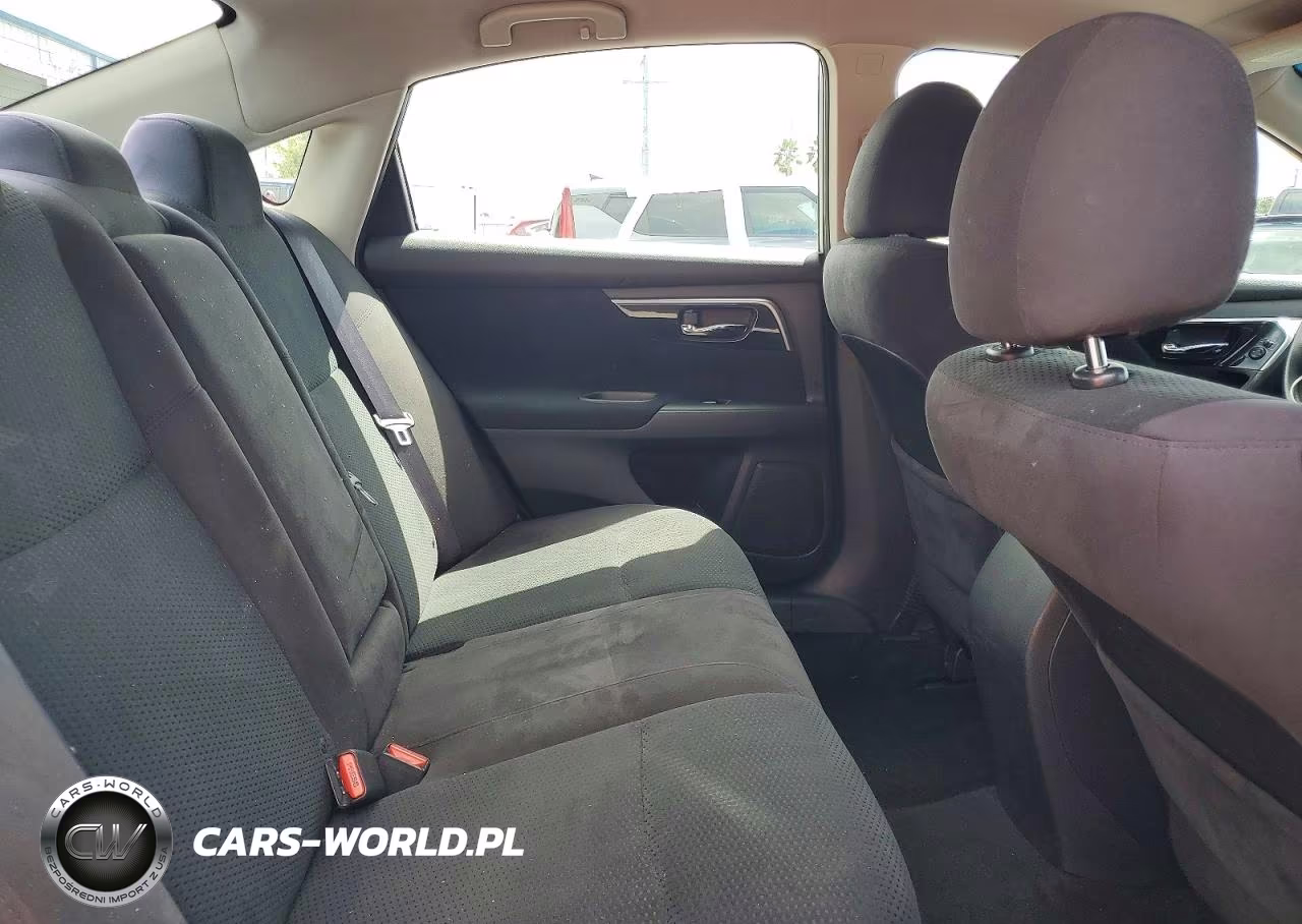 2014 Nissan Altima 2.5 S VIN:1N4AL3AP1EN364534 - 10