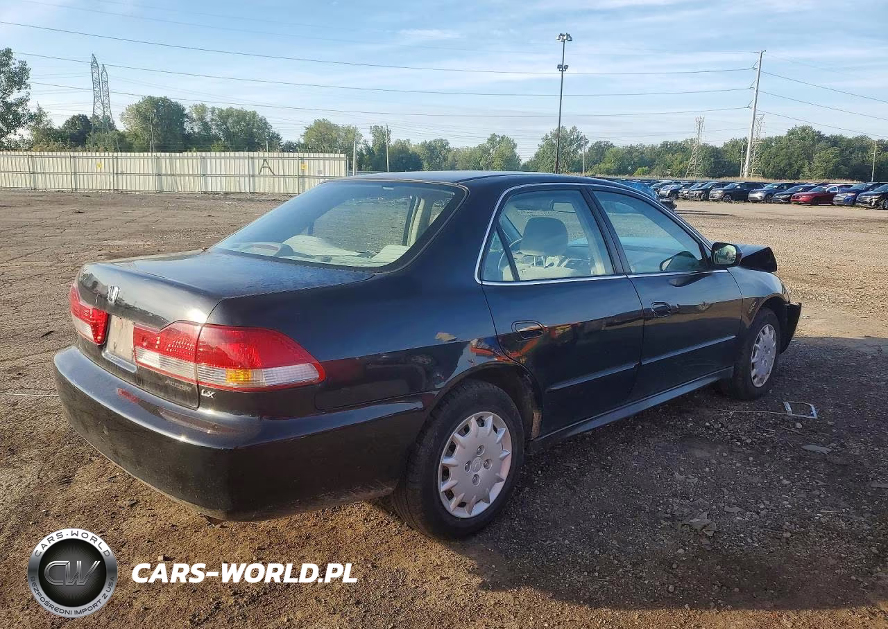 2001 Honda Accord Lx VIN:1HGCG56461A065366 - 3