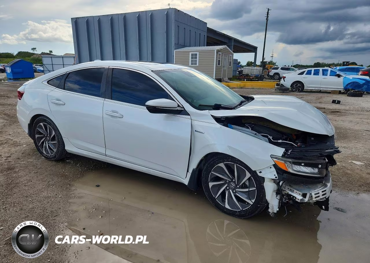 2021 Honda Insight Touring VIN:19XZE4F9XME004396 - 4
