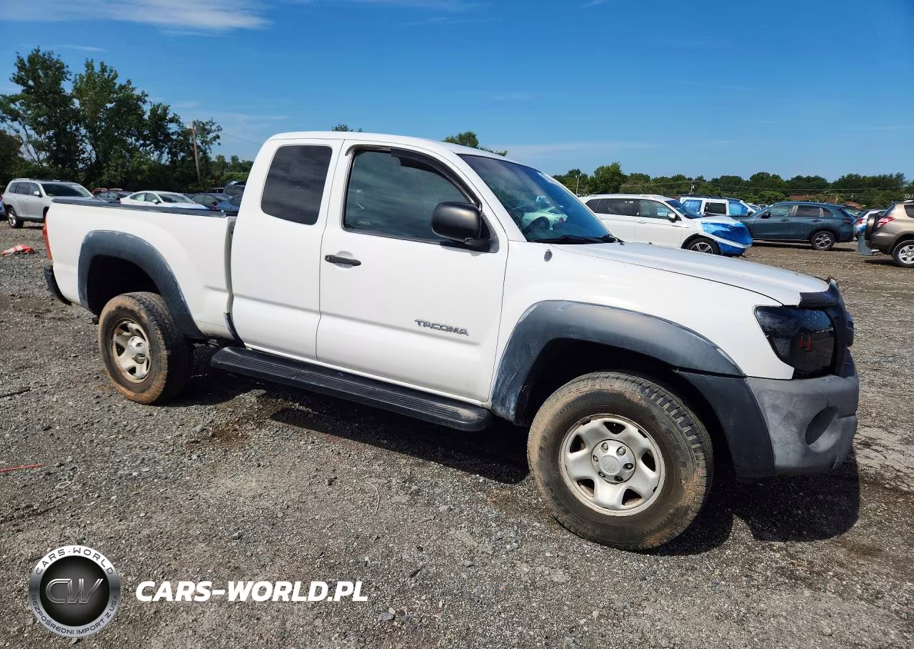 2014 Toyota Tacoma Access Cab VIN:5TEUU42N58Z559075 - 4