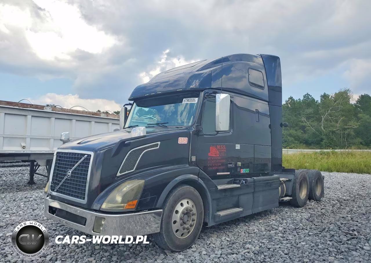 2013 Volvo Vnl Semi Truck