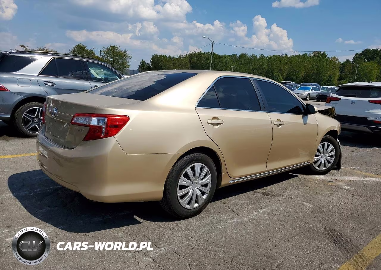 2012 Toyota Camry Le VIN:4T1BF1FK2CU074339 - 3