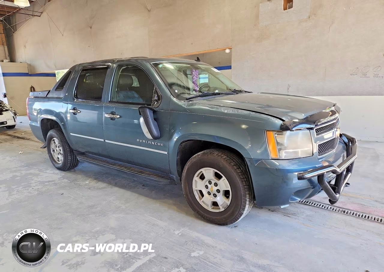 2010 Chevrolet Avalanche Lt VIN:3GNVKFE09AG162371 - 4