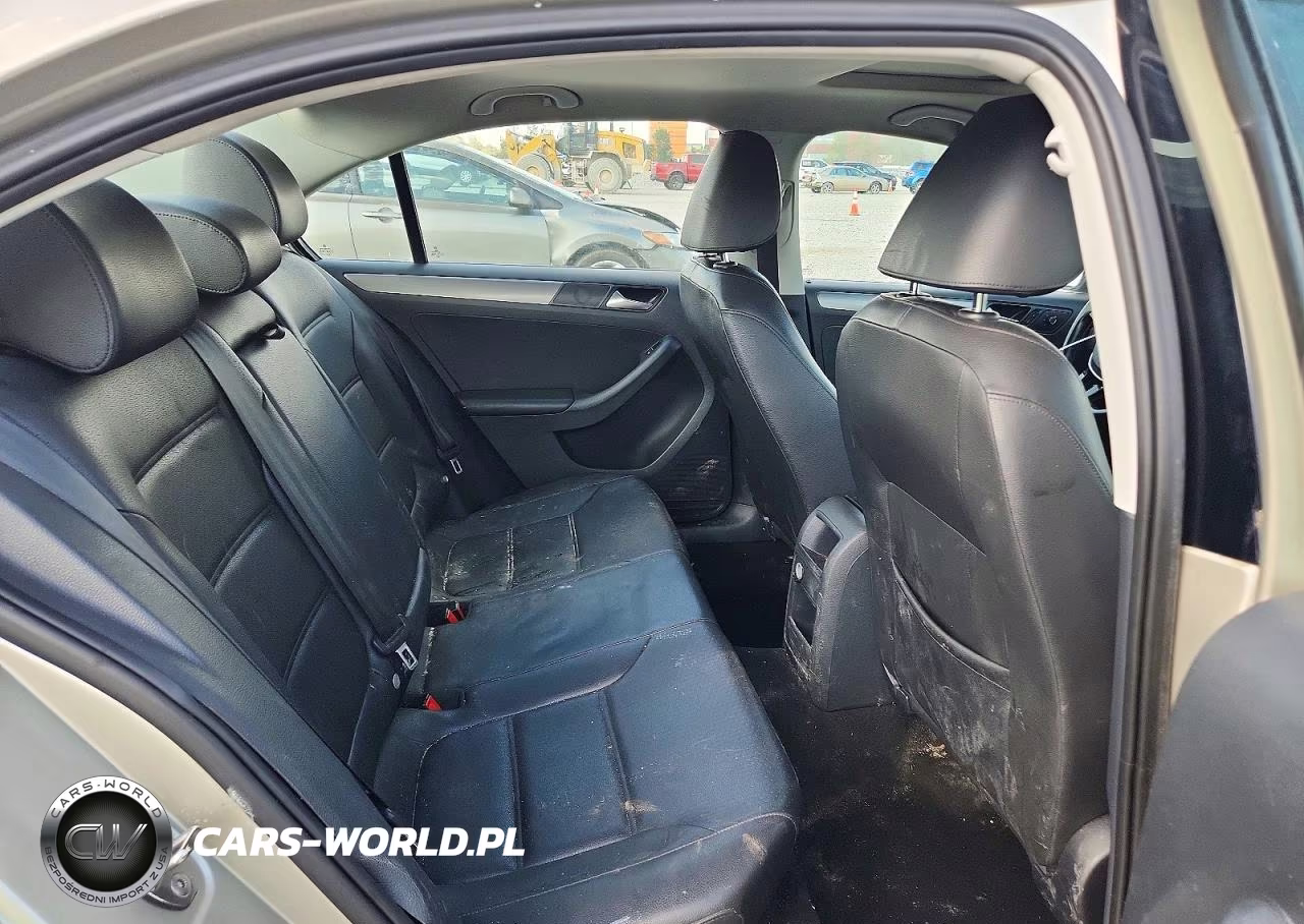 2015 Volkswagen Jetta Tdi VIN:3VWLA7AJ2FM419268 - 10