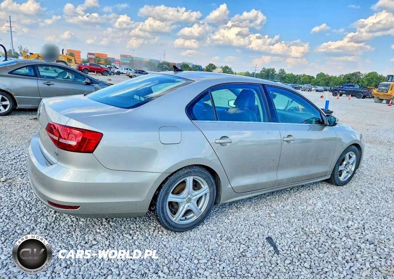 2015 Volkswagen Jetta Tdi VIN:3VWLA7AJ2FM419268 - 3