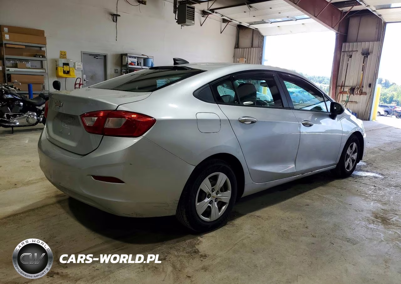 2017 Chevrolet Cruze Ls VIN:1G1BC5SM0H7169265 - 3