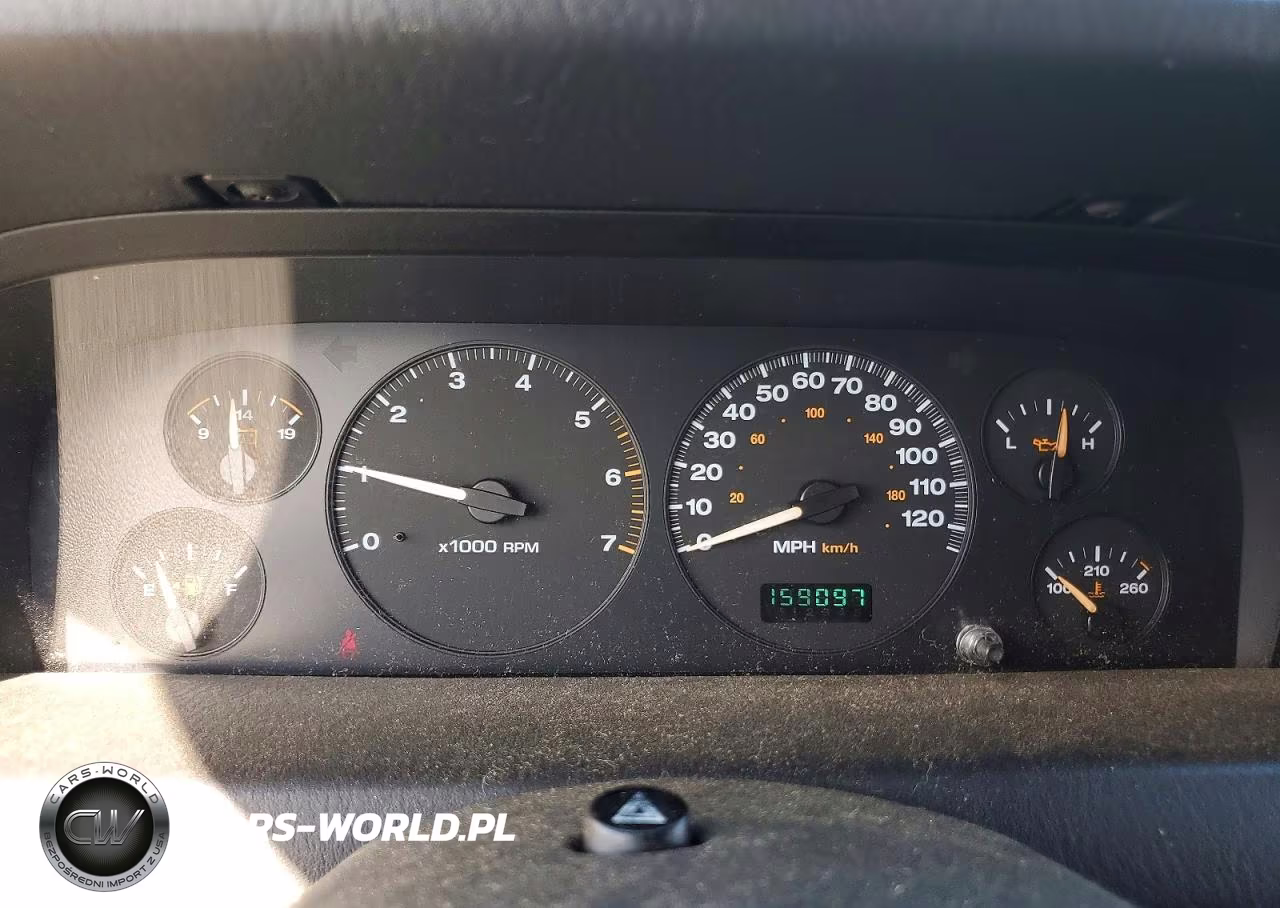 2002 Jeep Grand Cherokee Laredo VIN:1J4GW48S72C329297 - 9