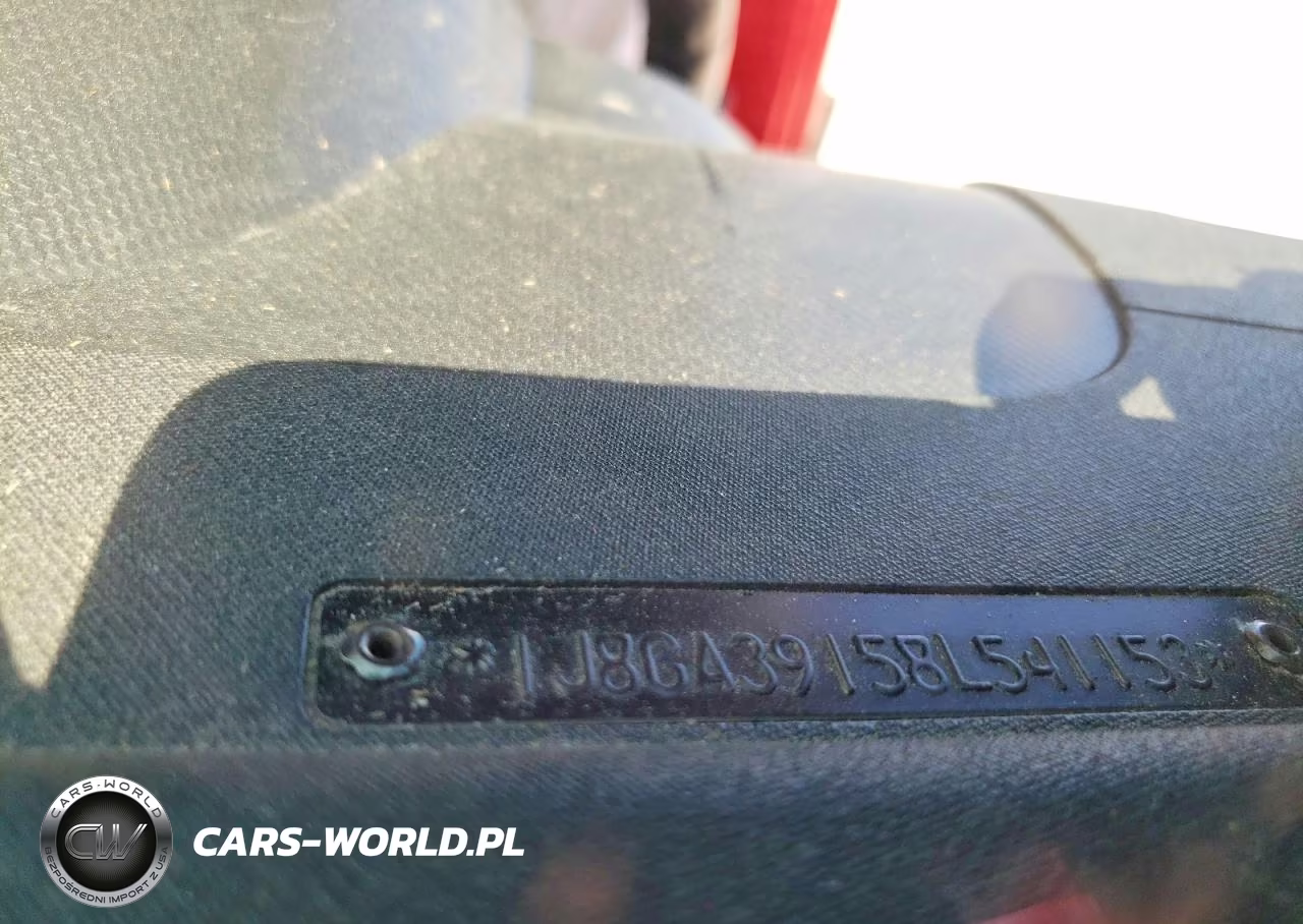 2008 Jeep Wrangler Unlimited X VIN:1J8GA39158L541153 - 12