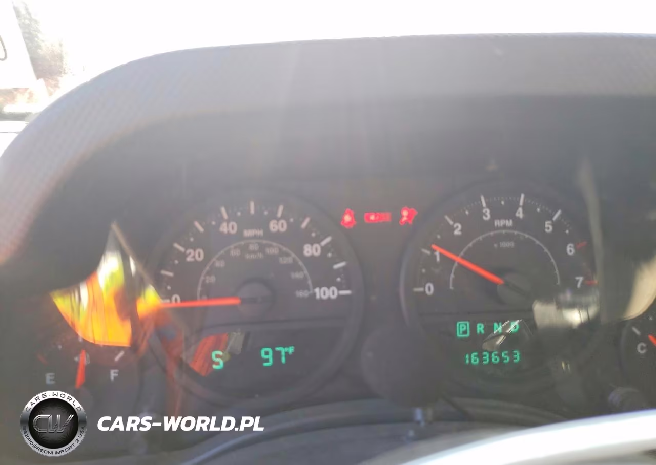 2008 Jeep Wrangler Unlimited X VIN:1J8GA39158L541153 - 9