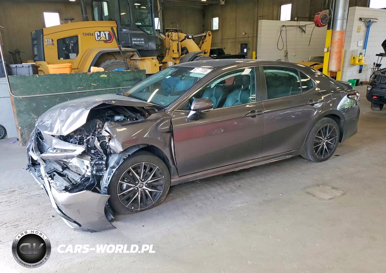 2022 Toyota Camry Hybrid Se – zdjęcie 1 z 12