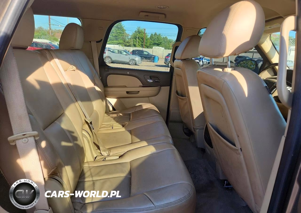 2011 Chevrolet Tahoe K1500 Ls VIN:1GNSKAE00BR237059 - 10