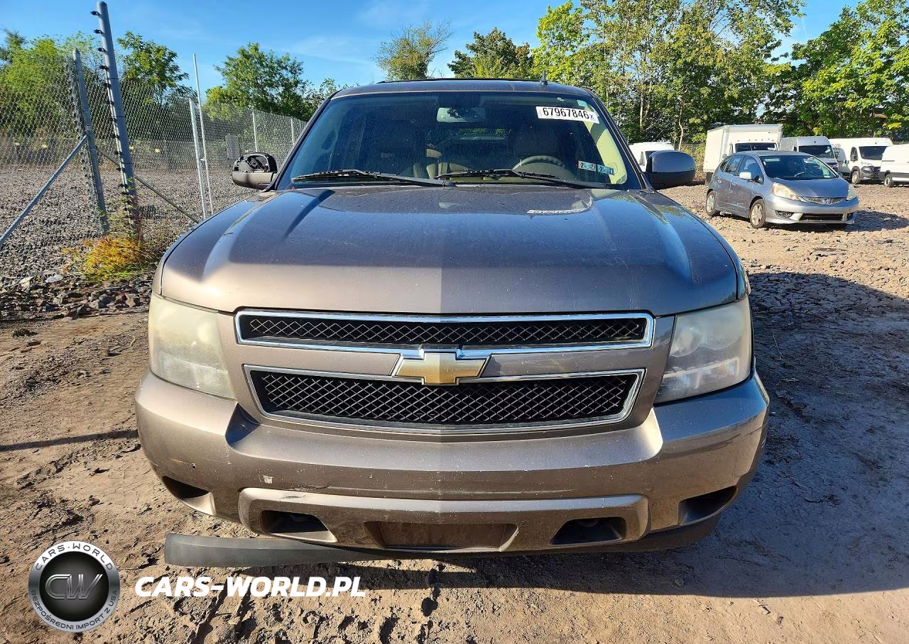2011 Chevrolet Tahoe K1500 Ls VIN:1GNSKAE00BR237059 - 5