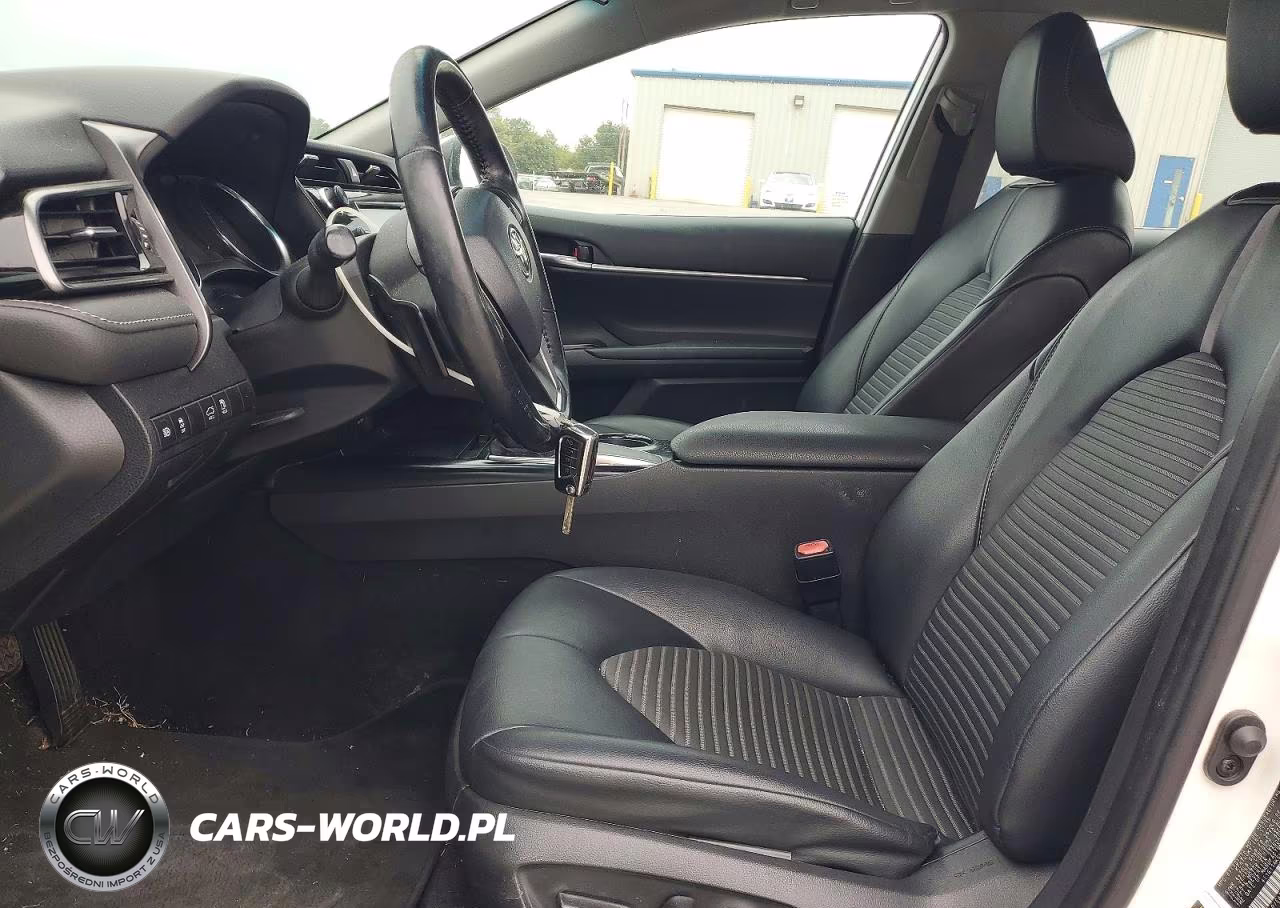 2020 Toyota Camry Se VIN:4T1G11AK5LU897147 - 7