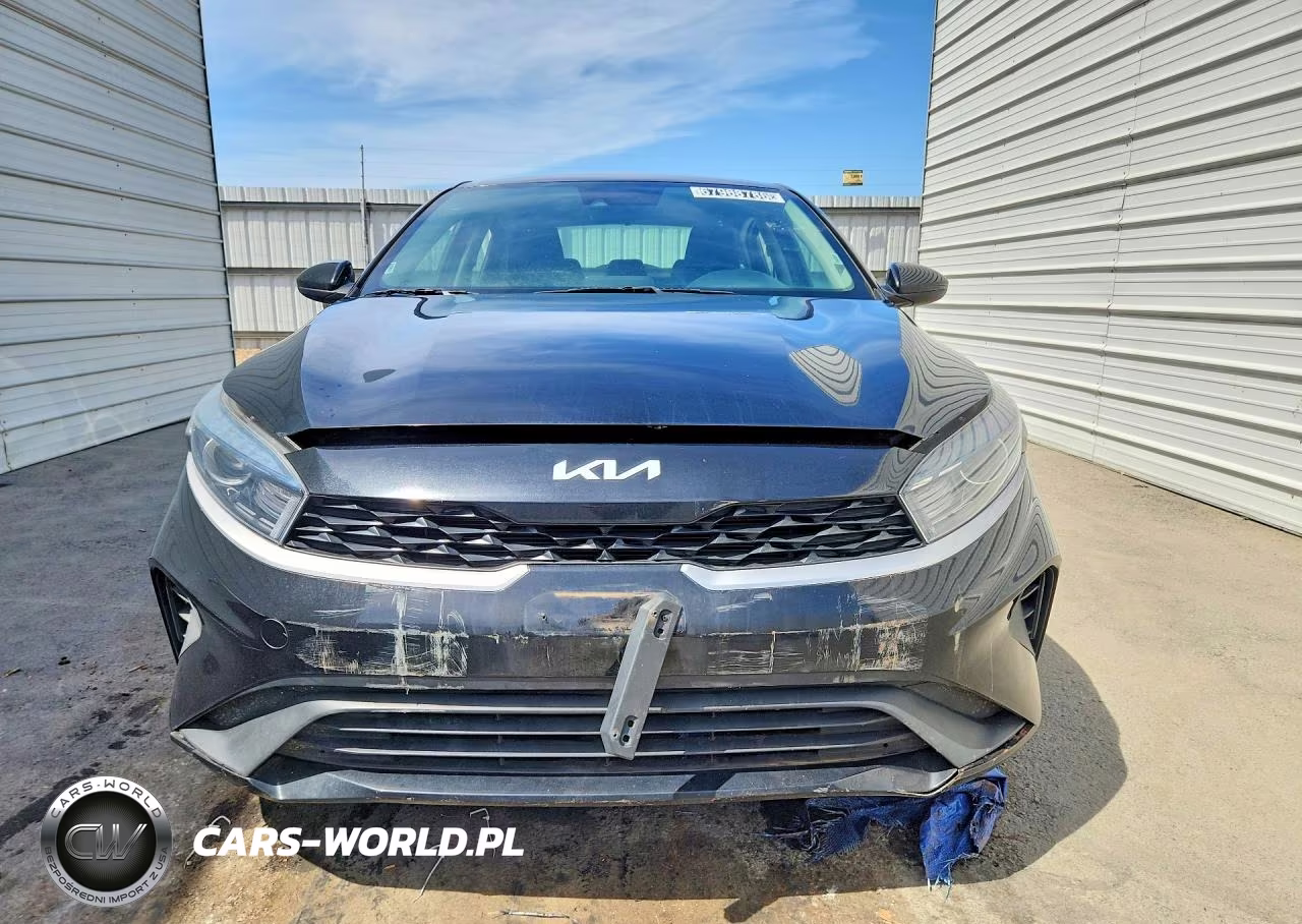 2023 Kia Forte Lxs VIN:3KPF24AD8PE540548 - 5