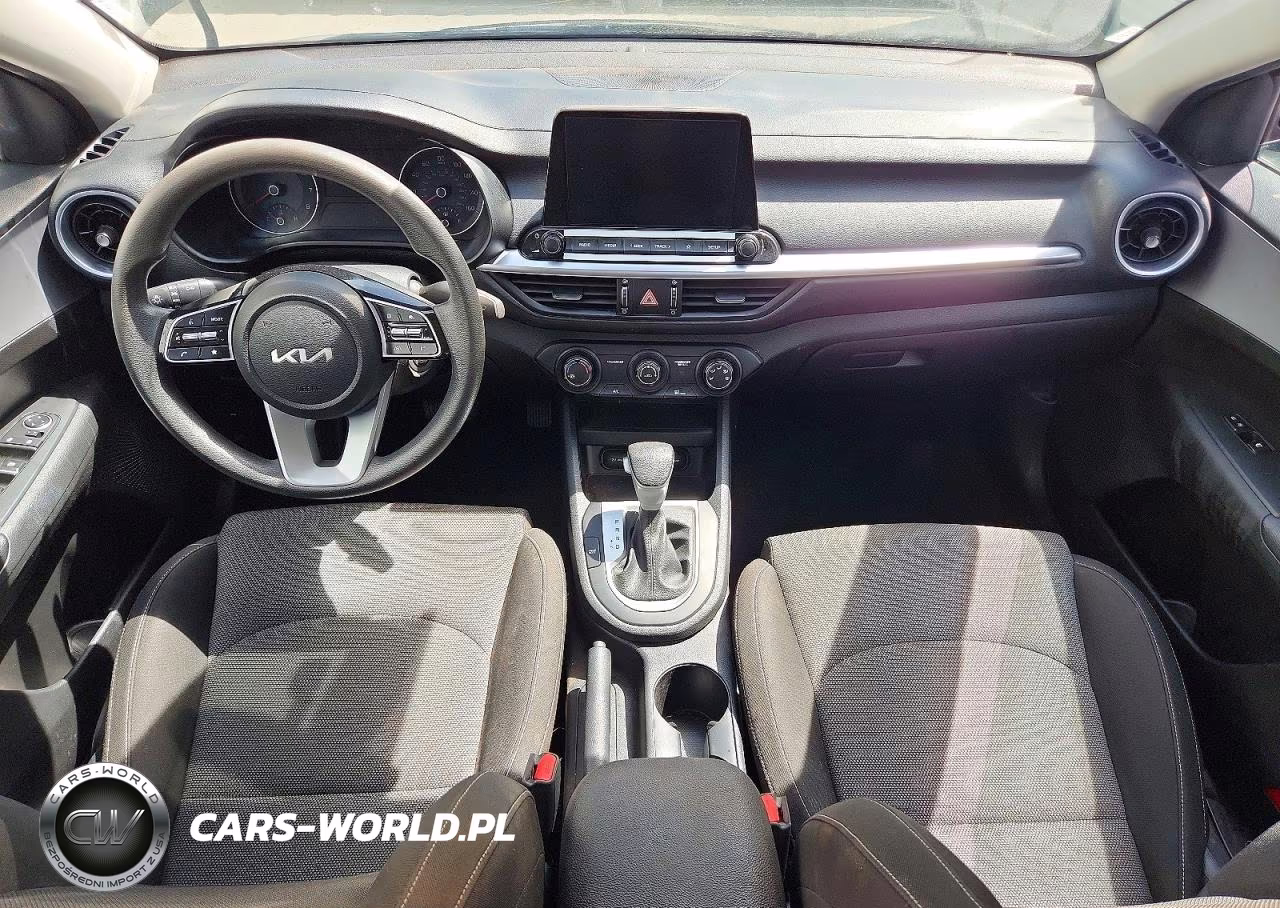 2023 Kia Forte Lxs VIN:3KPF24AD8PE540548 - 8