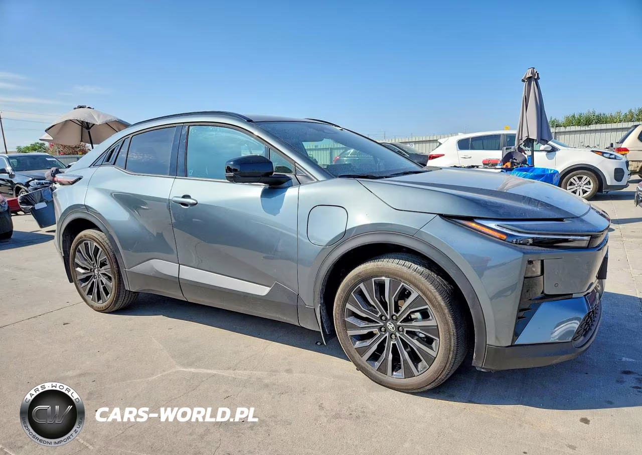 2026 Toyota C-Hr Xse VIN:JTMAAAAD8TJ016373 - 4