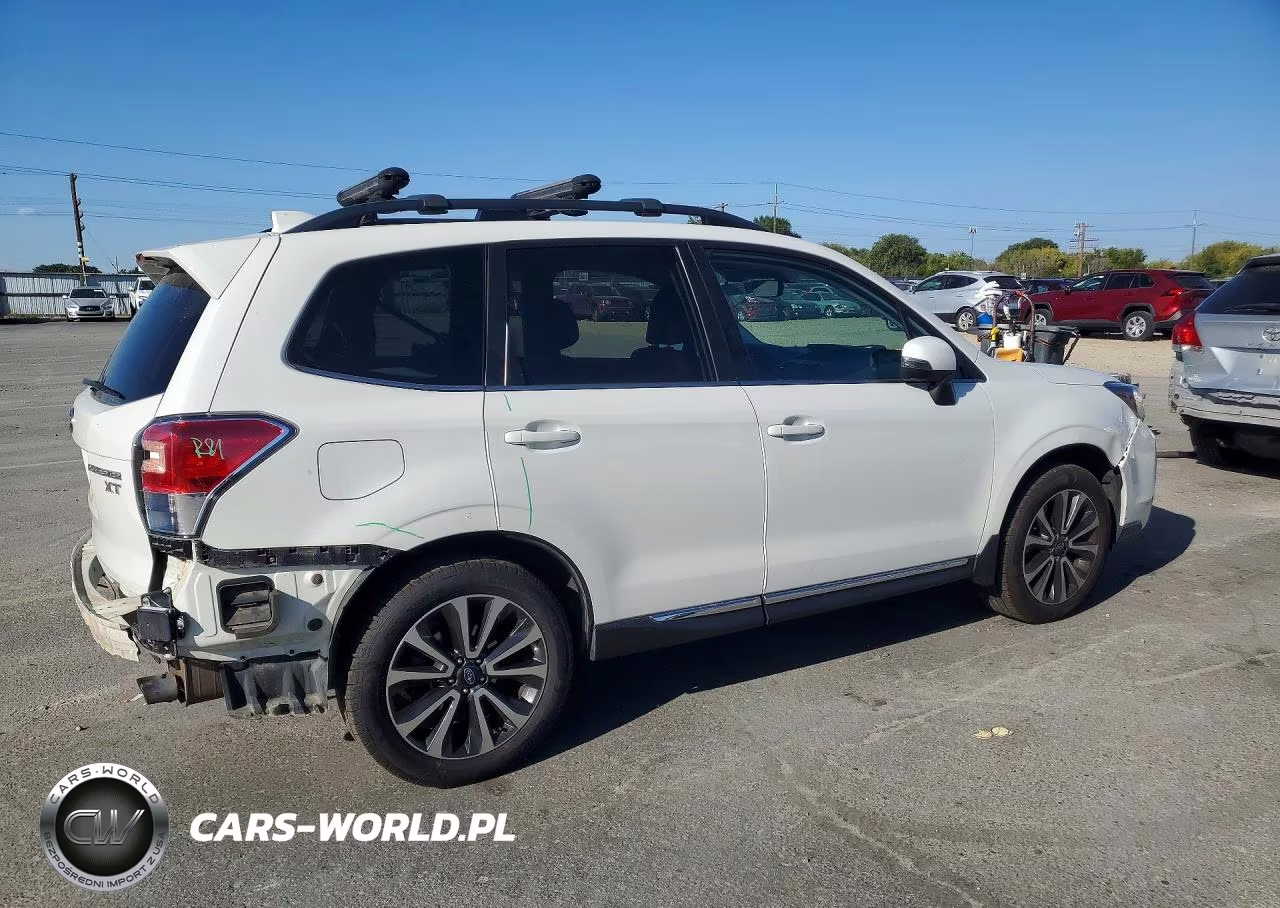 2017 Subaru Forester 2.0Xt Touring VIN:JF2SJGWC2HH806579 - 3