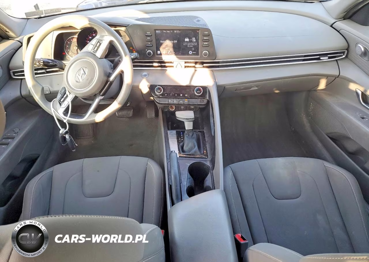 2022 Hyundai Elantra Sel VIN:KMHLM4AG8NU324071 - 8