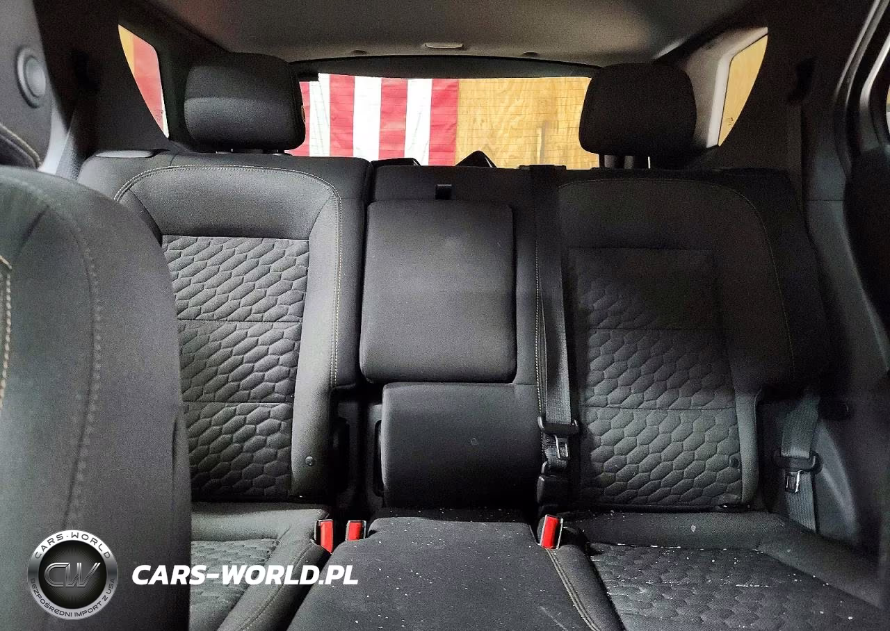 2019 Chevrolet Equinox Lt VIN:3GNAXJEV9KL282629 - 10