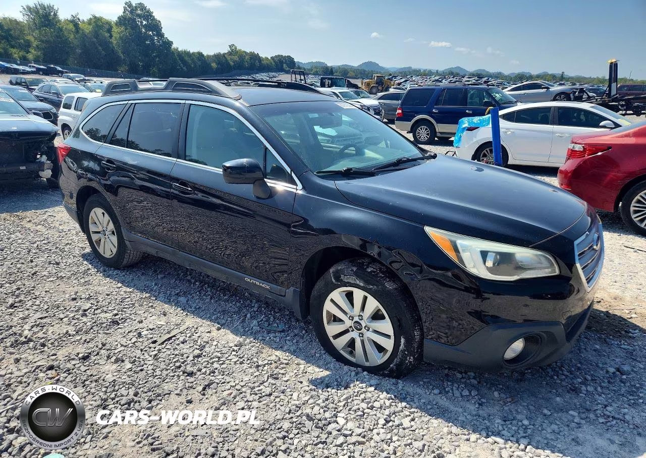 2015 Subaru Outback 2.5I Premium VIN:4S4BSBCC3F3360984 - 4