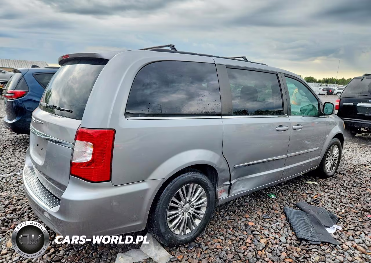 2013 Chrysler Town & Country Touring L VIN:2C4RC1CG1DR786707 - 3