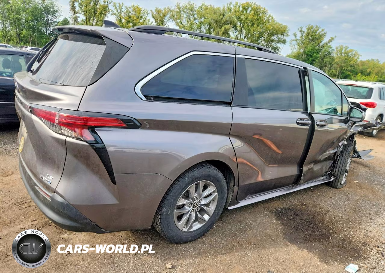 2022 Toyota Sienna Le VIN:5TDKSKFC3NS046720 - 3