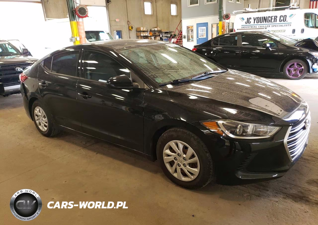 2018 Hyundai Elantra Se VIN:5NPD74LF9JH347576 - 4