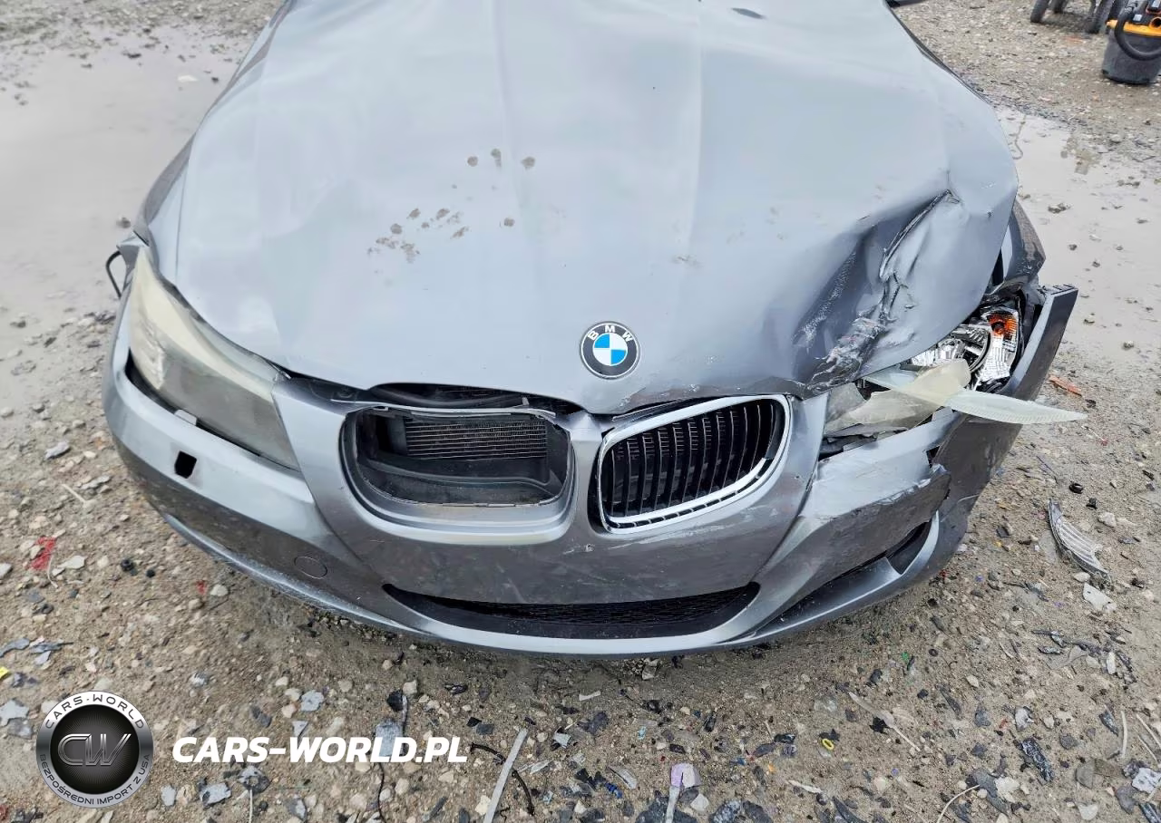 2011 BMW 328 Xi VIN:WBAPK7C52BF196268 - 11
