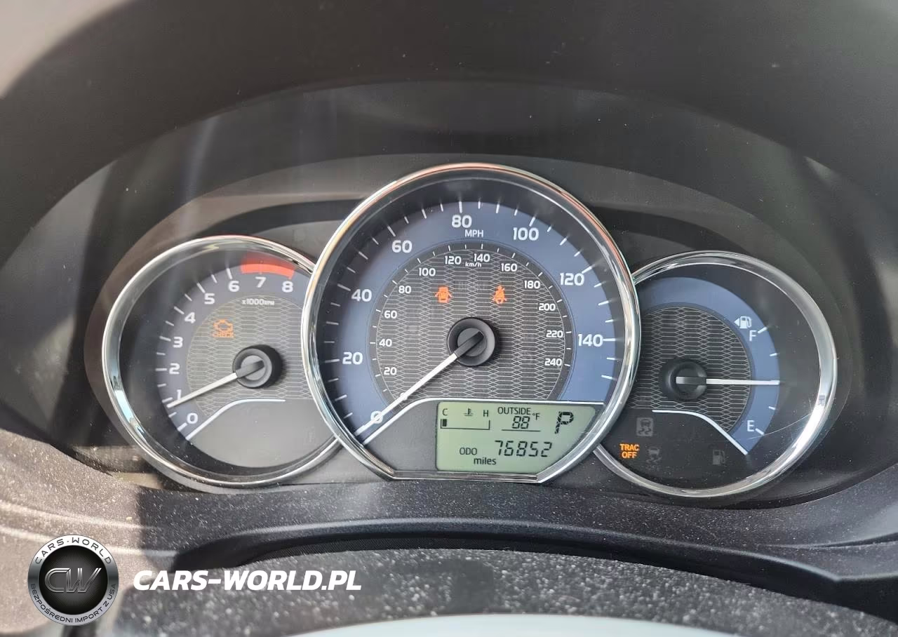 2016 Toyota Corolla Le VIN:2T1BURHEXGC640430 - 9