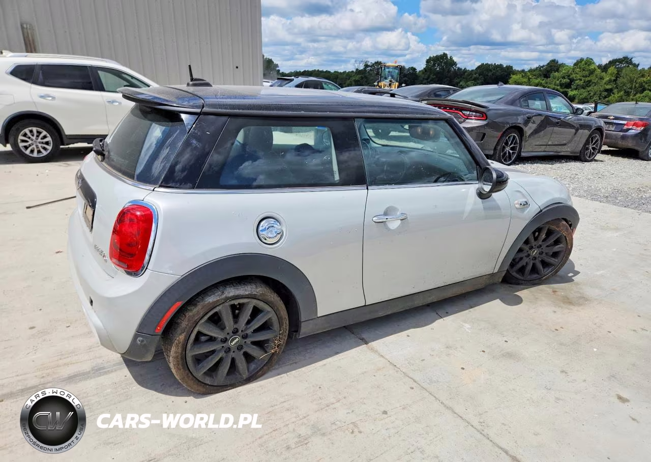 2017 Mini Cooper S VIN:WMWXP7C57H2A44927 - 3