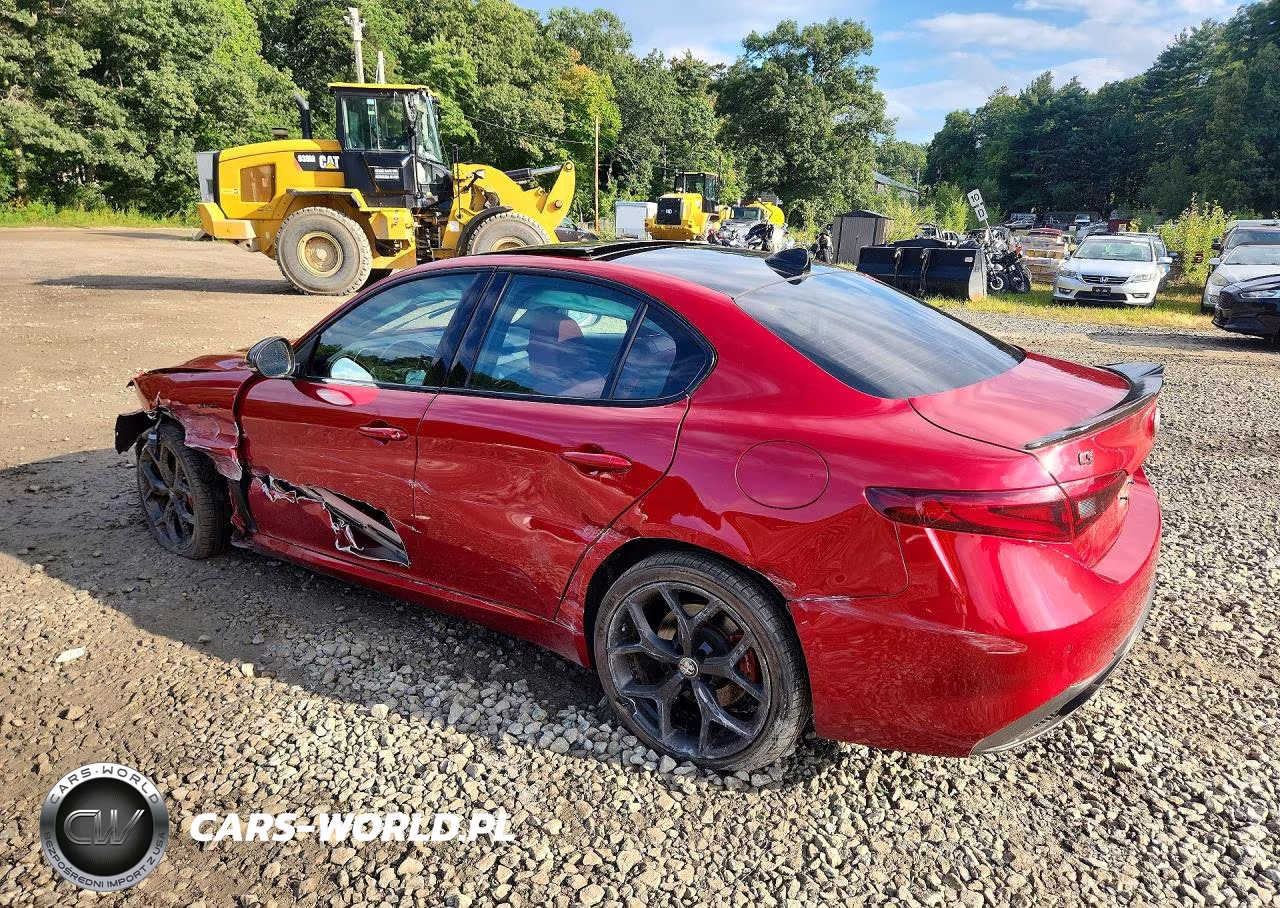 2022 Alfa Romeo Giulia Super VIN:ZARFANBN4N7653884 - 2