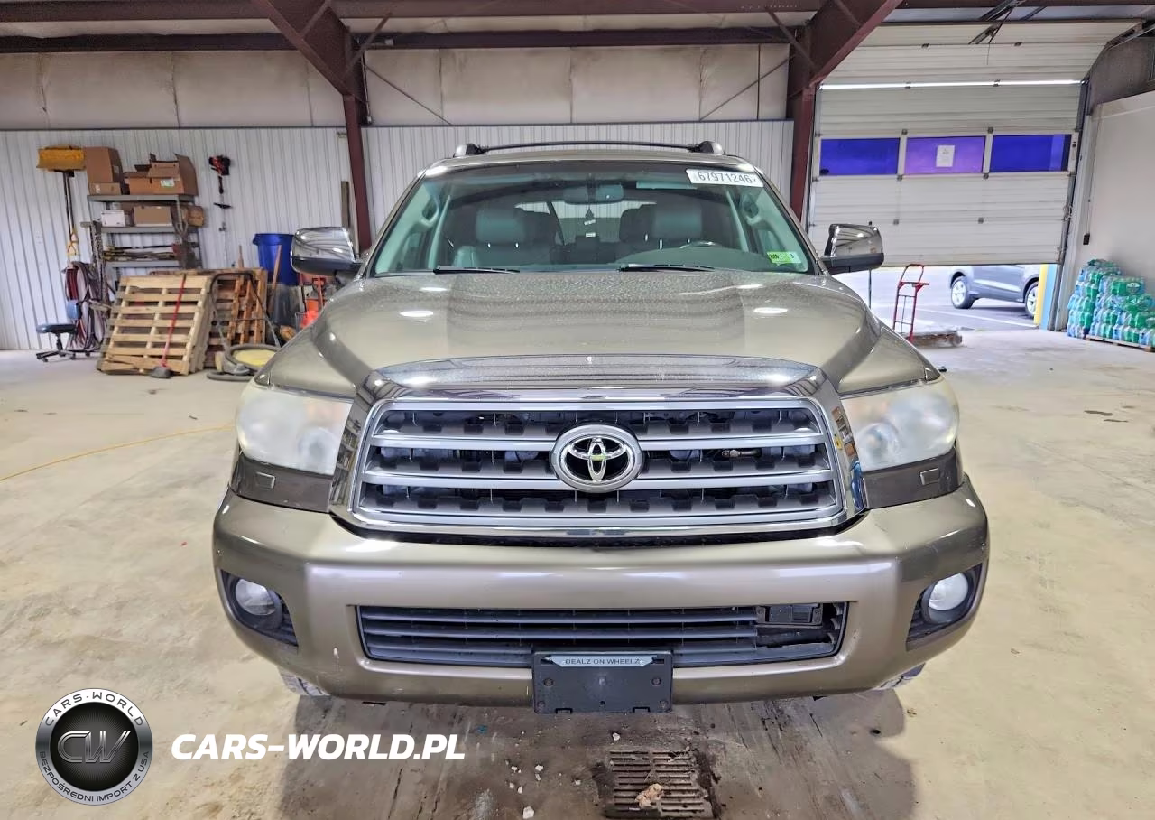 2012 Toyota Sequoia VIN:5TDDY5G18CS066531 - 5