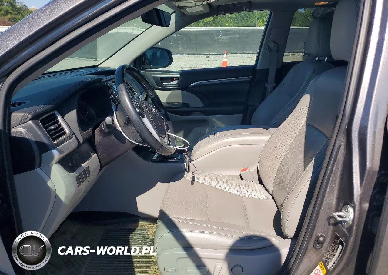 2018 Toyota Highlander Limited VIN:5TDDZRFH4JS496279 - 7