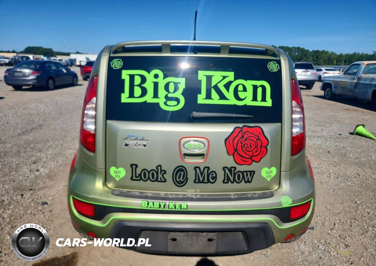 2012 Kia Soul + VIN:KNDJT2A61C7378415 - 6